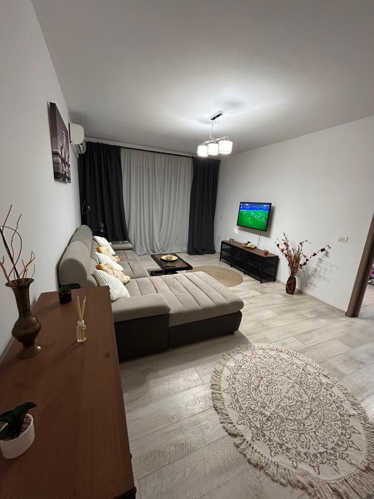 Cozy Apartment 130E By Plaza Бухарест Экстерьер фото