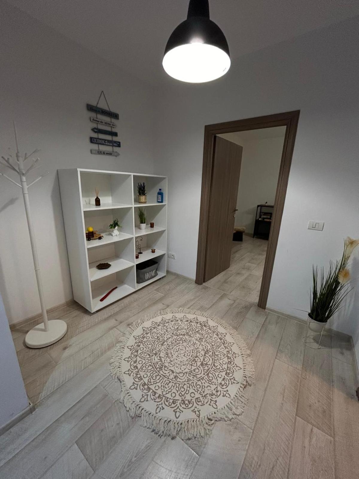 Cozy Apartment 130E By Plaza Бухарест Экстерьер фото